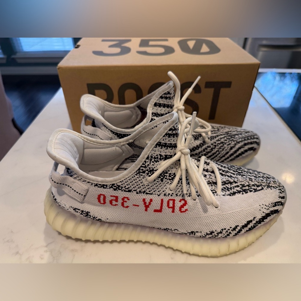 Yeezy Adidas Boost 350 V2 Zebra